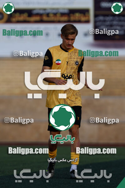 سپاهان 5–0 نفت اهواز
