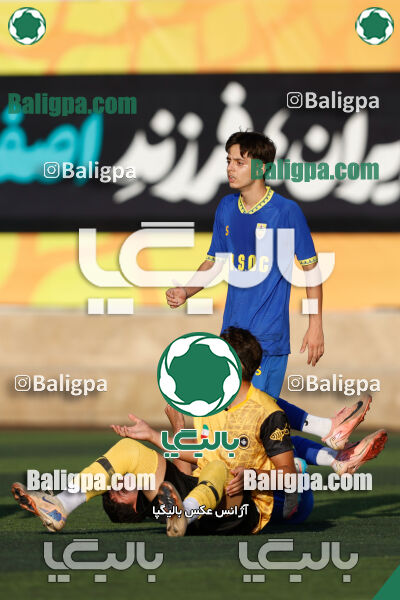سپاهان 5–0 نفت اهواز