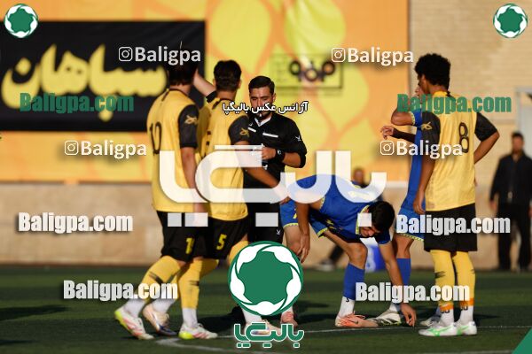 سپاهان 5–0 نفت اهواز