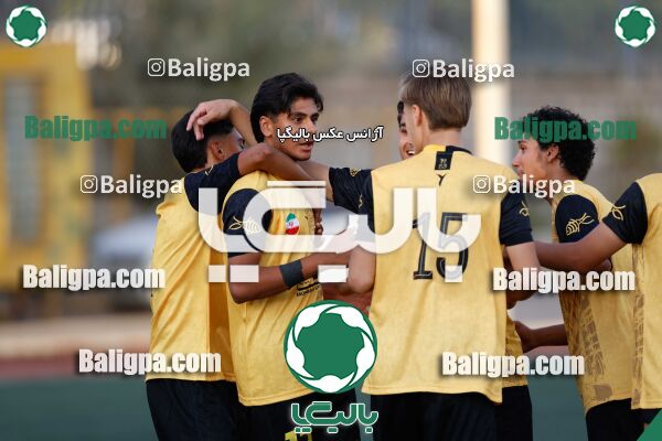 سپاهان 5–0 نفت اهواز