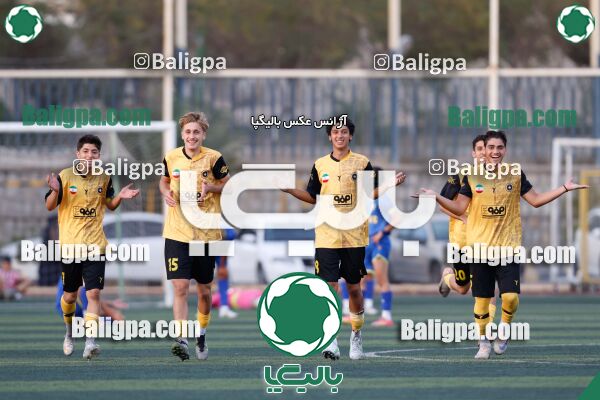 سپاهان 5–0 نفت اهواز
