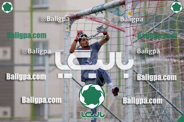 ذوب آهن اصفهان 1–0 نساجی مازندران