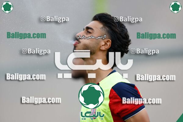 ذوب آهن اصفهان 1–0 نساجی مازندران