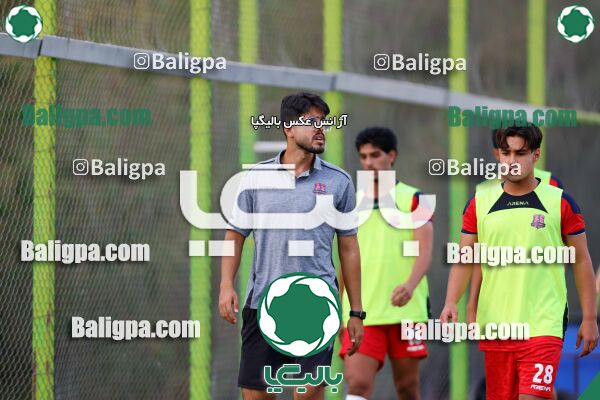 ذوب آهن اصفهان 1–0 نساجی مازندران