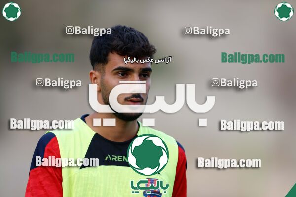 ذوب آهن اصفهان 1–0 نساجی مازندران