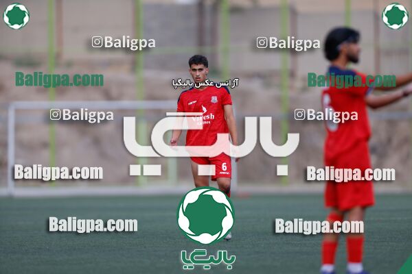 ذوب آهن اصفهان 1–0 نساجی مازندران