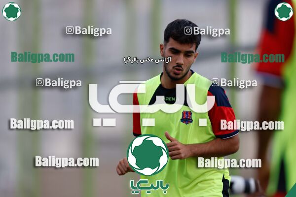 ذوب آهن اصفهان 1–0 نساجی مازندران