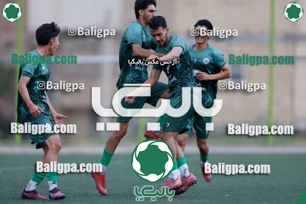 ذوب آهن اصفهان 1–0 نساجی مازندران