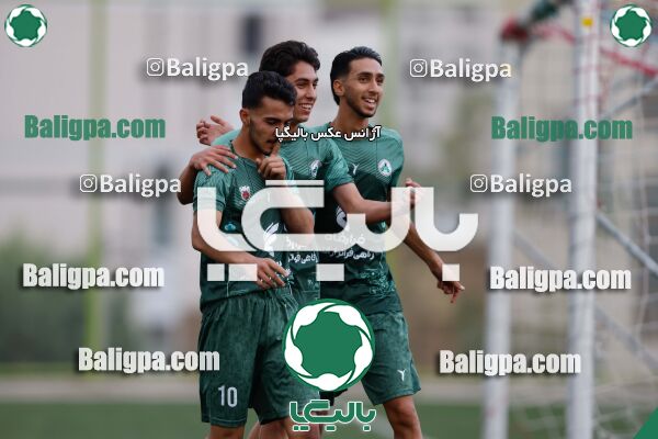 ذوب آهن اصفهان 1–0 نساجی مازندران