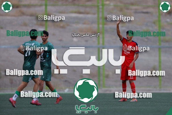 ذوب آهن اصفهان 1–0 نساجی مازندران