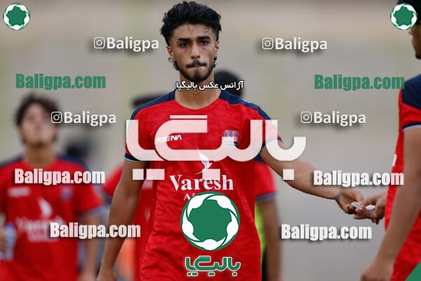 ذوب آهن اصفهان 1–0 نساجی مازندران