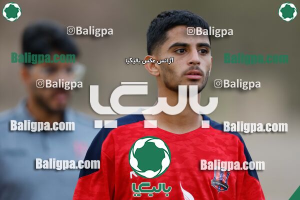 ذوب آهن اصفهان 1–0 نساجی مازندران