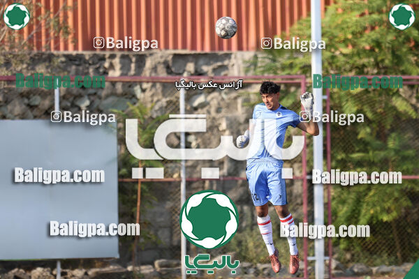 پرسپولیس 4–3 شاهین