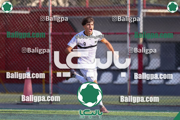 پرسپولیس 4–3 شاهین