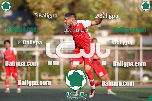 پرسپولیس 4–3 شاهین