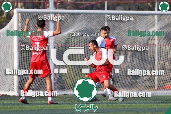 پرسپولیس 4–3 شاهین