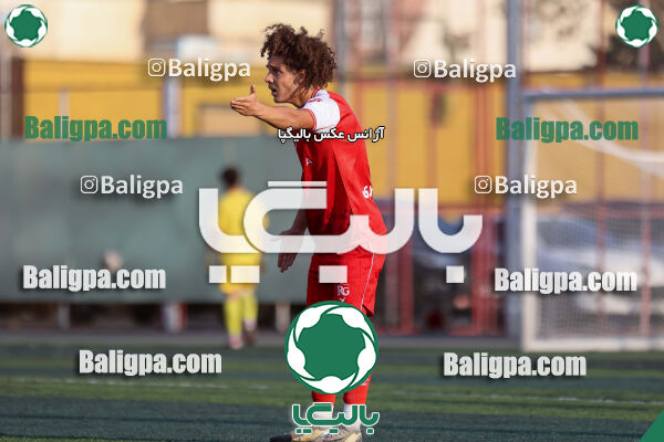 پرسپولیس 4–3 شاهین