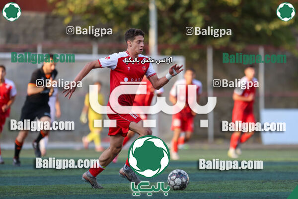 پرسپولیس 4–3 شاهین