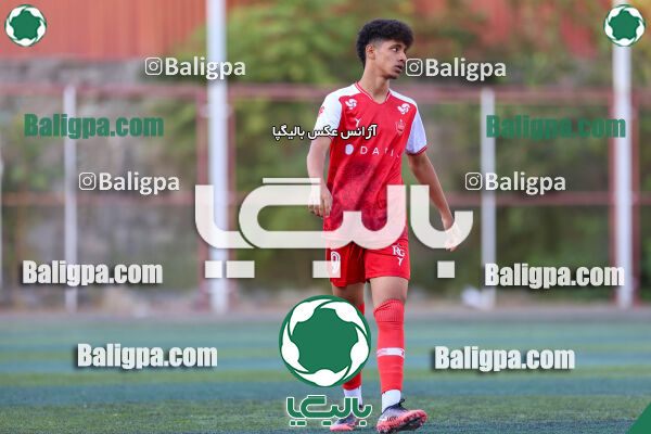 پرسپولیس 4–3 شاهین